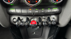 MINI Hatchback 1.5 Cooper Classic 5dr Auto Petrol Hatchback